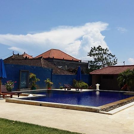 Tulamben Wreck Divers Resort & Restaurant Exterior photo